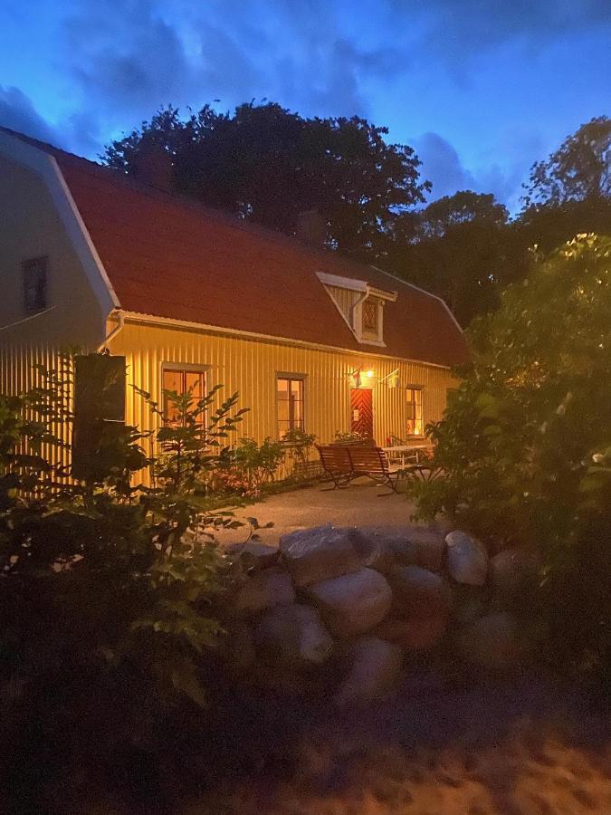Hunnebostrands Vandrarhem Gammelgarden エクステリア 写真